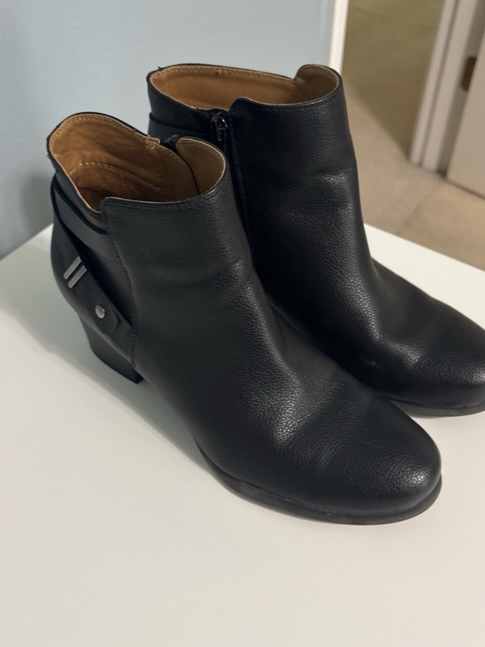 Natural Soul Black Leather Ankle Booties with Side Strap